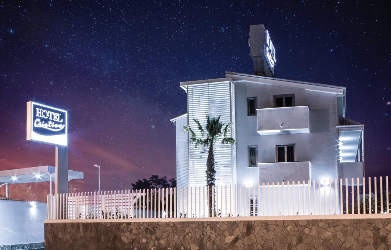 Hotel Cristian Giugliano In Campania Exterior photo